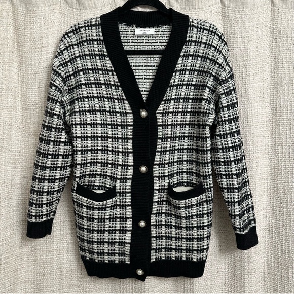 Aritzia Babaton Merino Wool Oversized Sweater Cardigan Black White Size XXS - Picture 4 of 8